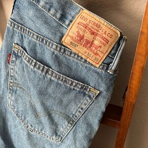 Levi’s 505 straight fit jeans